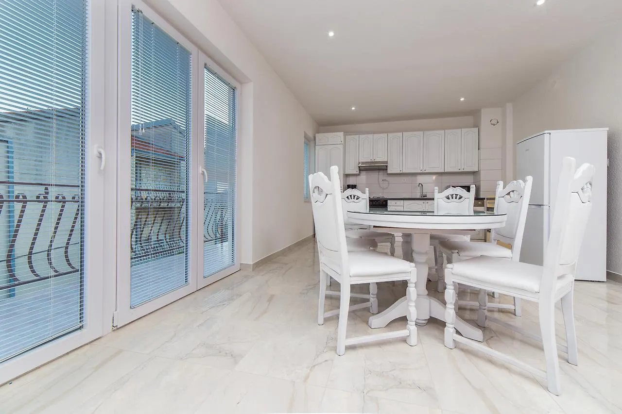 Apartment Drazena Trogir